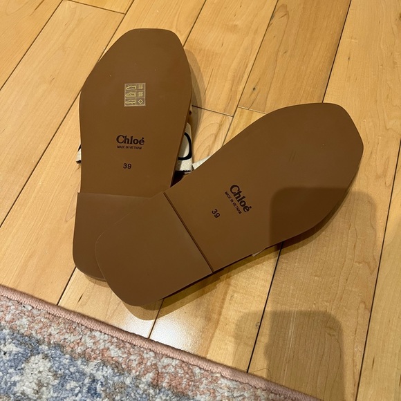 ❗️SOLD❗️BNIB Chloe Woody Sandals - Picture 3 of 7